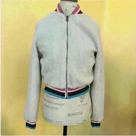 Spiritual Gangster " Trust The Universe" Sherpa
Bomber Jacket Women's Small NWOT - Picture 9 of 13